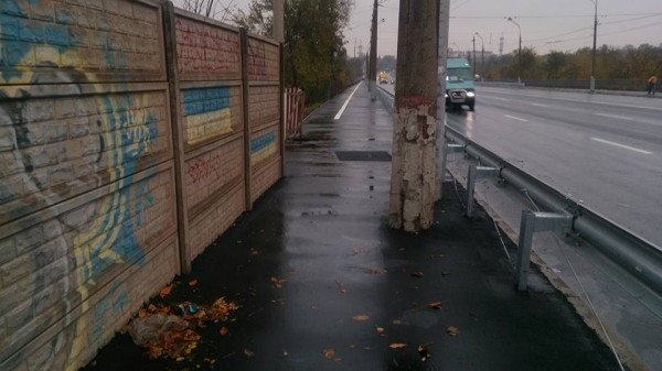 Критика и ещё раз критика: горожане раскритиковали новую велодорожку на Волгоградской Фото № 7 Критика и ещё раз критика: горожане раскритиковали новую велодорожку на Волгоградской Фото № 7