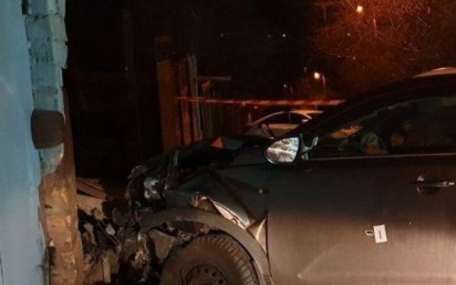 Пьяную женщину за рулем остановили лишь десять выстрелов полицейских Фото № 0 Пьяную женщину за рулем остановили лишь десять выстрелов полицейских Фото № 0