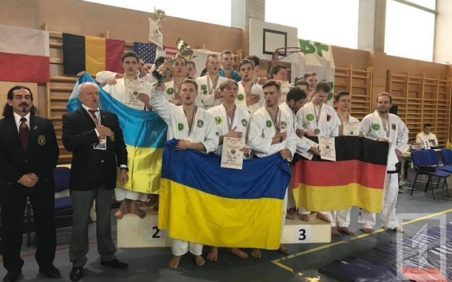 Криворожане завоевали 8 медалей на Чемпионате Европы по рукопашному бою Фото № 0 Криворожане завоевали 8 медалей на Чемпионате Европы по рукопашному бою Фото № 0