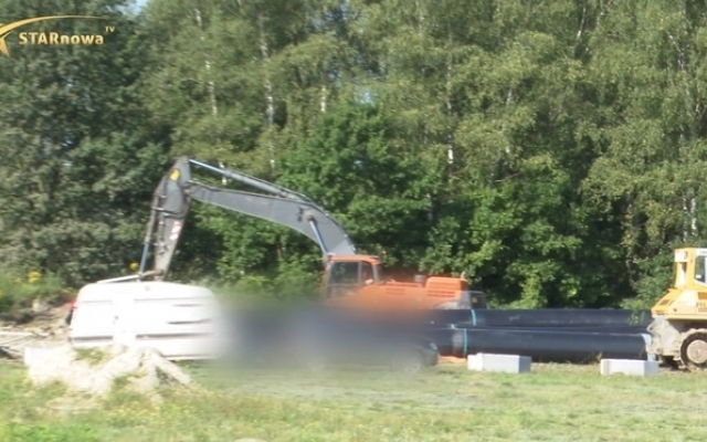 Украинца в Польше задавило 10-тонной трубой Фото № 2 Украинца в Польше задавило 10-тонной трубой Фото № 2