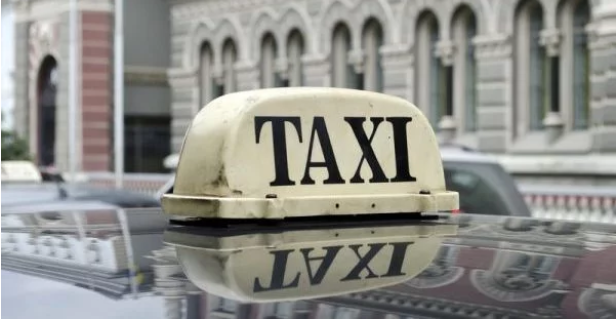 В Київській області хлопець наніс 30 ударів ножем таксисту Фото № 0 В Київській області хлопець наніс 30 ударів ножем таксисту Фото № 0