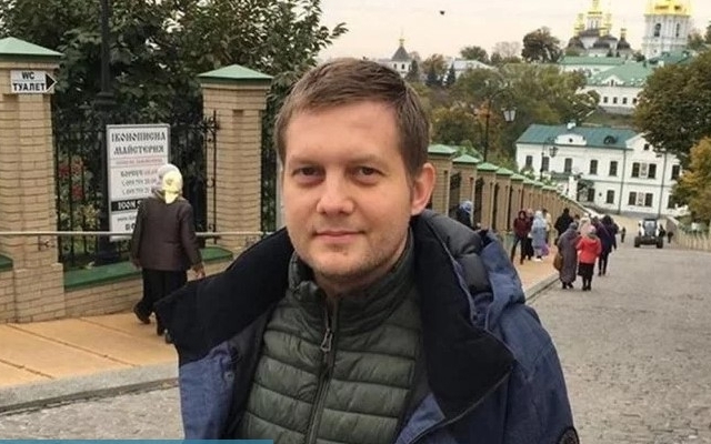 В Киеве заметили известного российского ведущего, который В Киеве заметили известного российского ведущего, который
