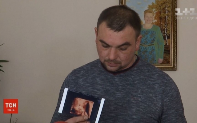 На Ровенщине врачебный скандал: ребенок задохнулся в утробе матери Фото № 0 На Ровенщине врачебный скандал: ребенок задохнулся в утробе матери Фото № 0