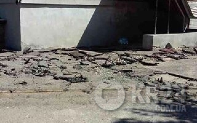 В Кривом Роге продолжается ремонт дорог около учебных заведений Фото № 0 В Кривом Роге продолжается ремонт дорог около учебных заведений Фото № 0