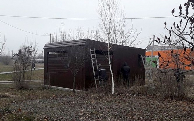 В Покровском районе демонтировали незаконный ларек Фото № 5 В Покровском районе демонтировали незаконный ларек Фото № 5