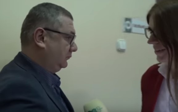 «Вы возбудили всю аппаратку»: в Кропивницком оконфузился чиновник Фото № 0 «Вы возбудили всю аппаратку»: в Кропивницком оконфузился чиновник Фото № 0