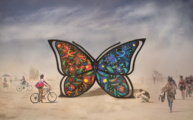 В Сети показали впечатляющую инсталляцию украинцев для фестиваля Burning Man Фото № 1 В Сети показали впечатляющую инсталляцию украинцев для фестиваля Burning Man Фото № 1