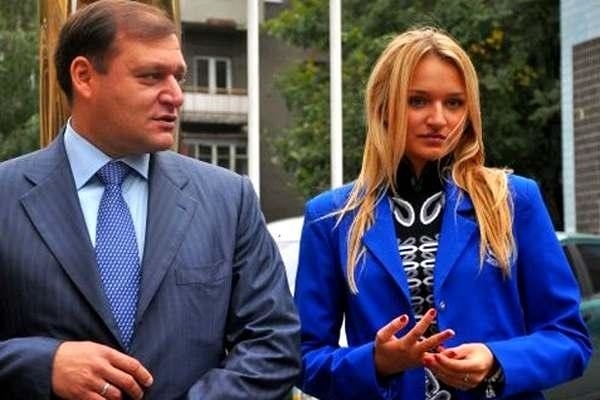 Удар отцу под дых: дочка Добкина снялась полуголой Фото № 0 Удар отцу под дых: дочка Добкина снялась полуголой Фото № 0