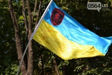 Троих бойцов 40-го батальона наградили медалями Троих бойцов 40-го батальона наградили медалями