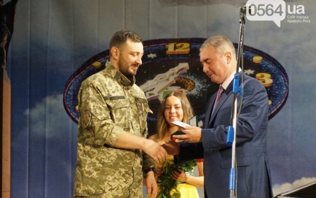 14 августа вторую годовщину отмечает 2-ой механизированный батальон 17 танковой бригады Фото № 8 14 августа вторую годовщину отмечает 2-ой механизированный батальон 17 танковой бригады Фото № 8