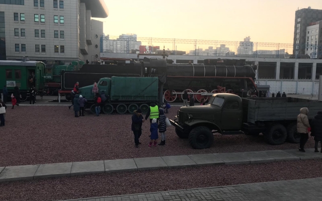 В Киеве заминировали центральный ЖД вокзал (ФОТО) Фото № 1 В Киеве заминировали центральный ЖД вокзал (ФОТО) Фото № 1