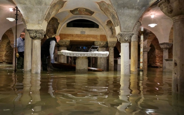 Город погружается под воду: объявят о катастрофе (ФОТО, ВИДЕО) Фото № 5 Город погружается под воду: объявят о катастрофе (ФОТО, ВИДЕО) Фото № 5