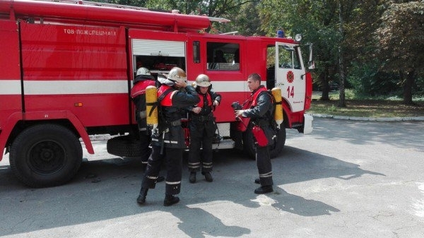 После пожара в городской больнице спасатели проводят усиленные учения Фото № 0 После пожара в городской больнице спасатели проводят усиленные учения Фото № 0