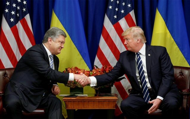 Скандальна зустріч Порошенка з Трампом: чи платив наш президент за свій візит? Фото № 0 Скандальна зустріч Порошенка з Трампом: чи платив наш президент за свій візит? Фото № 0