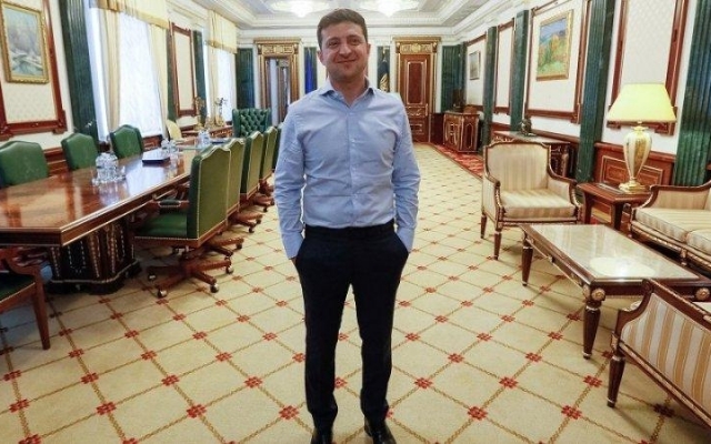 Стала известна зарплата Зеленского на посту президента Фото № 0 Стала известна зарплата Зеленского на посту президента Фото № 0
