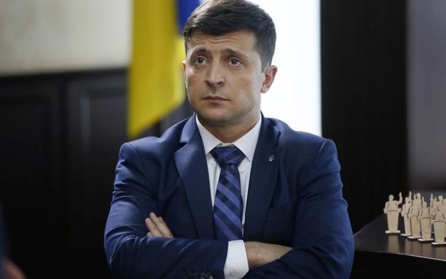 Президент Владимир Зеленский подписал свой первый Указ Фото № 0 Президент Владимир Зеленский подписал свой первый Указ Фото № 0