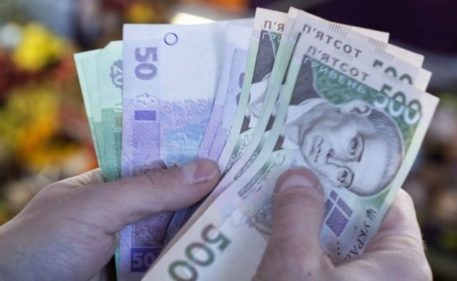 Минималка в 2019 году вырастет до 4173 гривен Фото № 0 Минималка в 2019 году вырастет до 4173 гривен Фото № 0