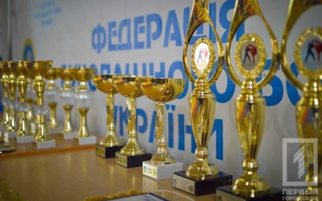 Криворожане привезут 21 медаль с турнира по рукопашному бою Фото № 0 Криворожане привезут 21 медаль с турнира по рукопашному бою Фото № 0