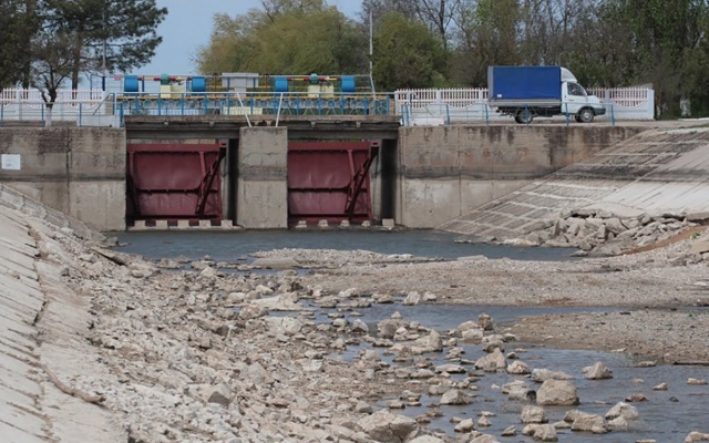 Оккупанты Крыма требуют воду из Днепра Фото № 0 Оккупанты Крыма требуют воду из Днепра Фото № 0