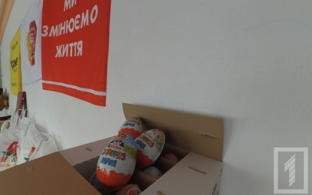 Криворожские велосипедисты проведали детей в Апостоловском детском реабилитационном центре Фото № 1 Криворожские велосипедисты проведали детей в Апостоловском детском реабилитационном центре Фото № 1