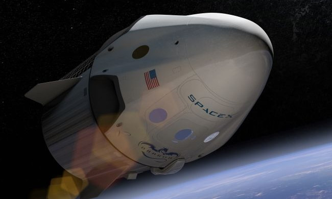 Американский космический корабль Crew Dragon состыковался с международной станцией, планируется выход астронавтов (ВИДЕО)
