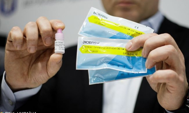 Полиция поймала мужчину, который продавал фейковые тесты на коронавирус (ФОТО)