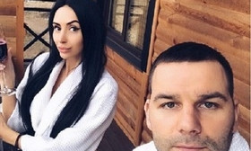 День рождения с размахом: депутат от БПП с Киевщины разбрасывался деньгами (ВИДЕО)