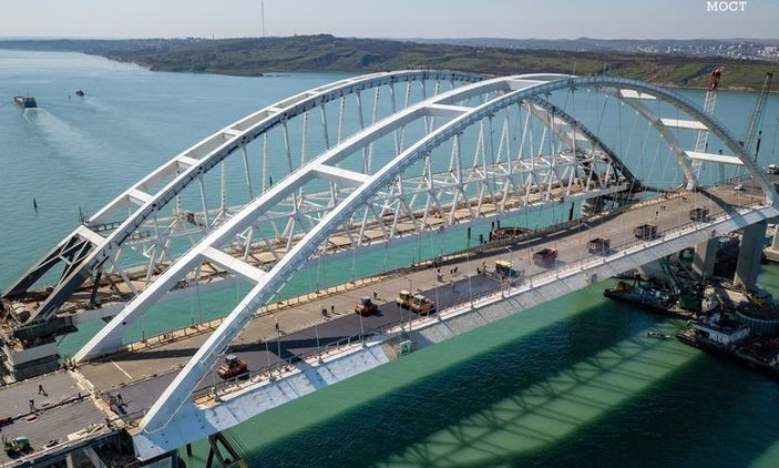 МИД Украины настаивает на смене статуса Керченского моста на международный