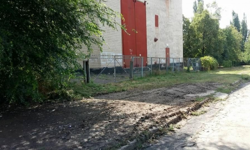 В Кривом Роге ДТЭК заставили убрать за собой