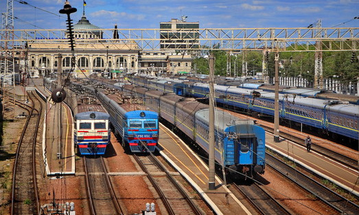 В Харьковской области сотрудники "Укрзализныци" присвоили себе 2 млн гривен зарплат железнодорожников