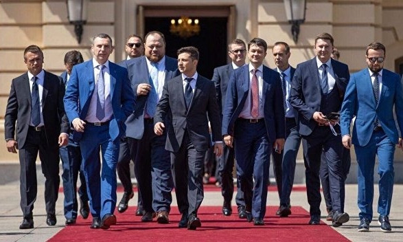Партия "Слуга народа": ее спонсоры и траты