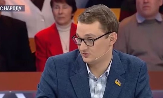 Нардеп предложил пенсионерке продать собаку, если она элитной породы, чтобы оплатить коммуналку (ВИДЕО)