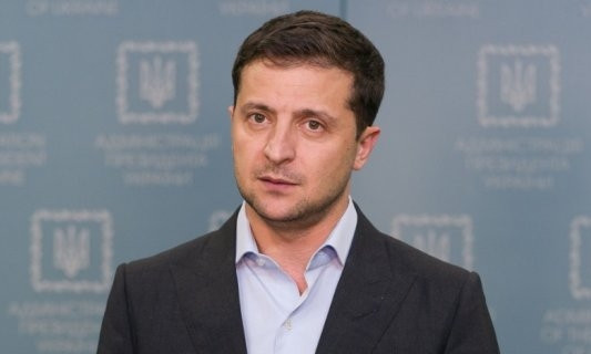 Назвали сумму, которую Зеленский "наездил" в кортежах и "налетал" в заграничных поездках