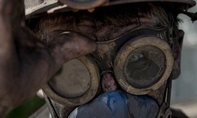 Горняки шахты "Артем-1" присоединились к забастовке 