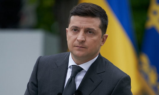 Зеленский подписал закон, освобождающий водителей от уголовной ответственности за вождение в нетрезвом виде