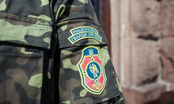 В Днепре стреляли в нацгвардейцев
