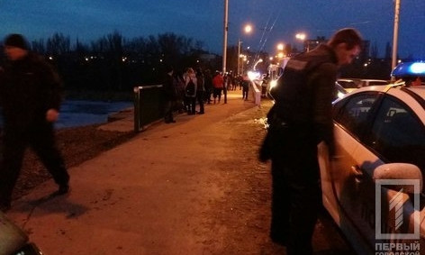 В Кривом Роге смелый водитель маршрутки спас тонущего ребёнка