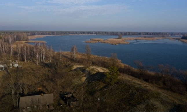 Зона отчуждения: как выглядят села рядом с Чернобылем сейчас (ФОТО)