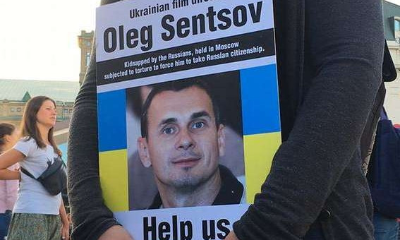 Польща закликала Росію звільнити українських політв'язнів