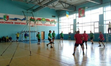 В здоровом теле - здоровый дух: криворожские депутаты вышли на спортивную площадку