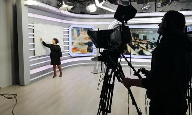 Стало известно, будут ли продолжать показывать «всеукраинскую школу онлайн» по телевидению