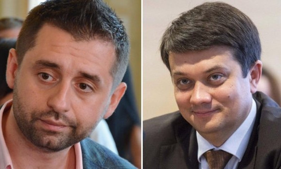 Разумков сказал, уйдет ли Арахамия с должности главы фракции "Слуга народа" после скандала