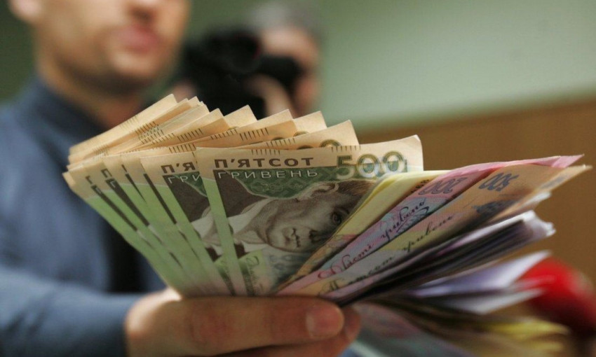 Денис Шмыгаль пообещал украинцам зарплаты в 15 тысяч