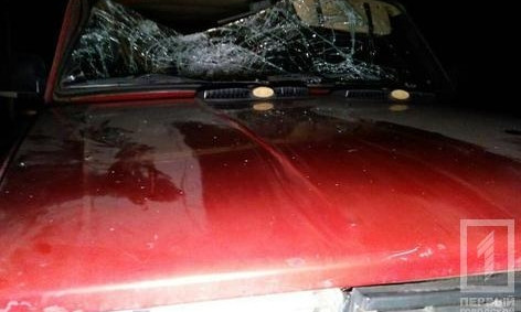 Криворожанин пытался покончить с собой, бросившись под машину