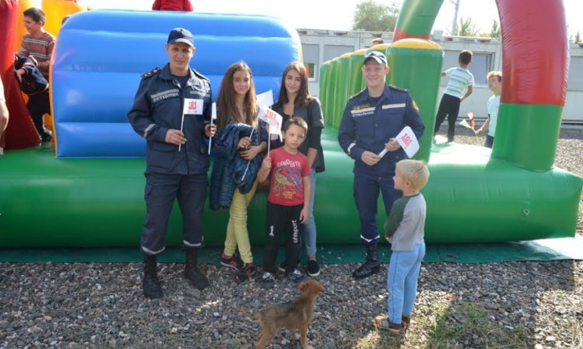 В модульном городке в Кривом Роге провели первые мероприятия в рамках "Дней Германии в Украине-2016"