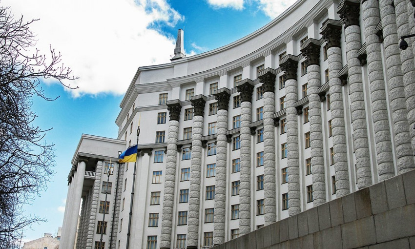 Два министра решили покинуть свои посты