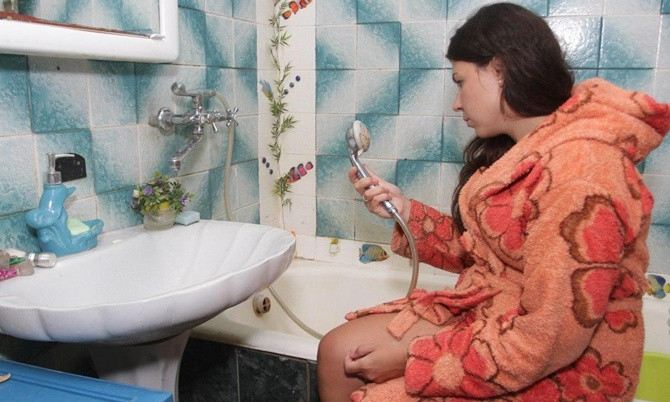 Украинка 20 лет не платила за водоснабжение: что ее теперь ждет