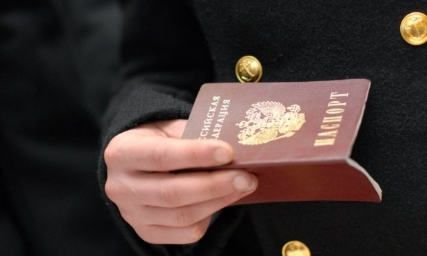 Почему ЕС не накажет Россию за выдачу украинцам паспортов? Комментарий эксперта