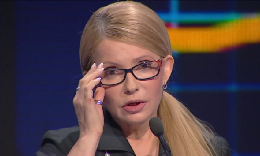 "Ей просто не дают "сладенького", - Владимир Зеленский о переходе Тимошенко в оппозицию 