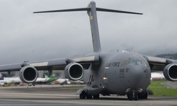 С военной базы США в Афганистане готовят к эвакуации украинцев: как они там оказались